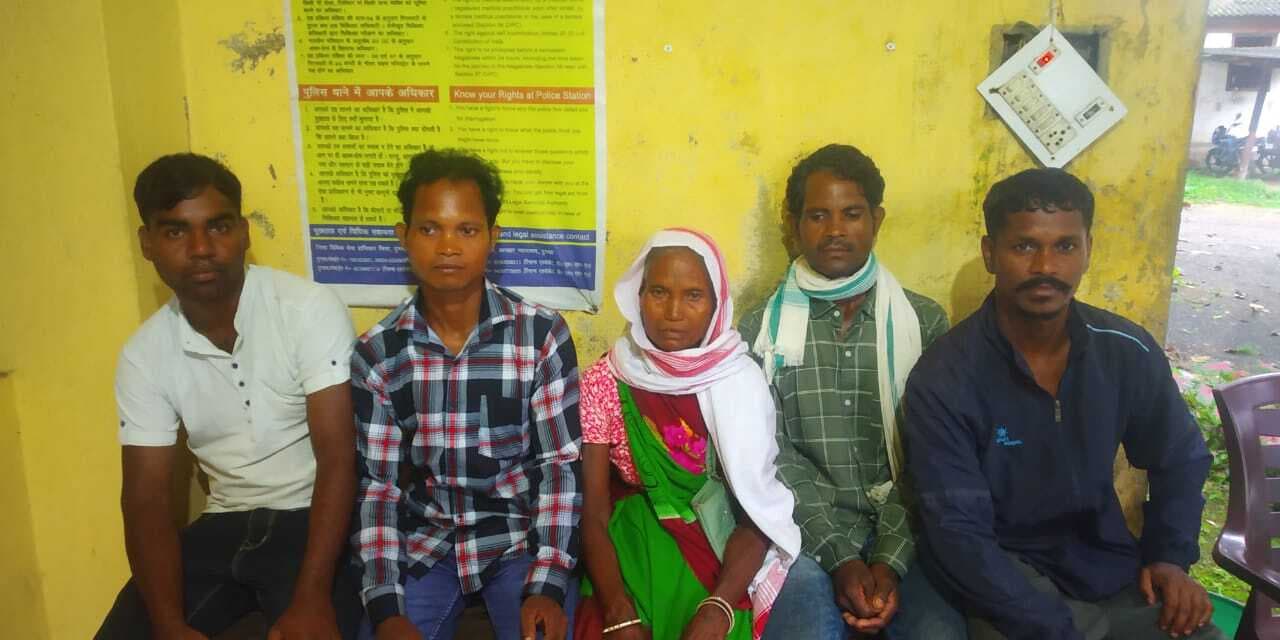 सिमडेगा के किशोर सोरेंग के लिए रहनुमा बनीं गोपीकांदर की सावित्री, दिल्ली में 13 साल तक बगैर मजदूरी के कराया जा रहा था किशोर से काम