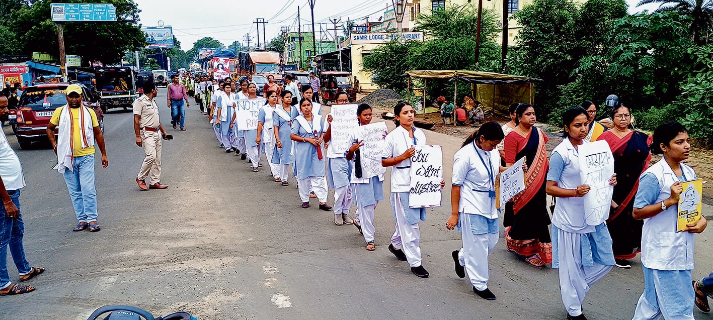 आरजी कर कांड के खिलाफ पुरुलिया में निकलीं रैलियां