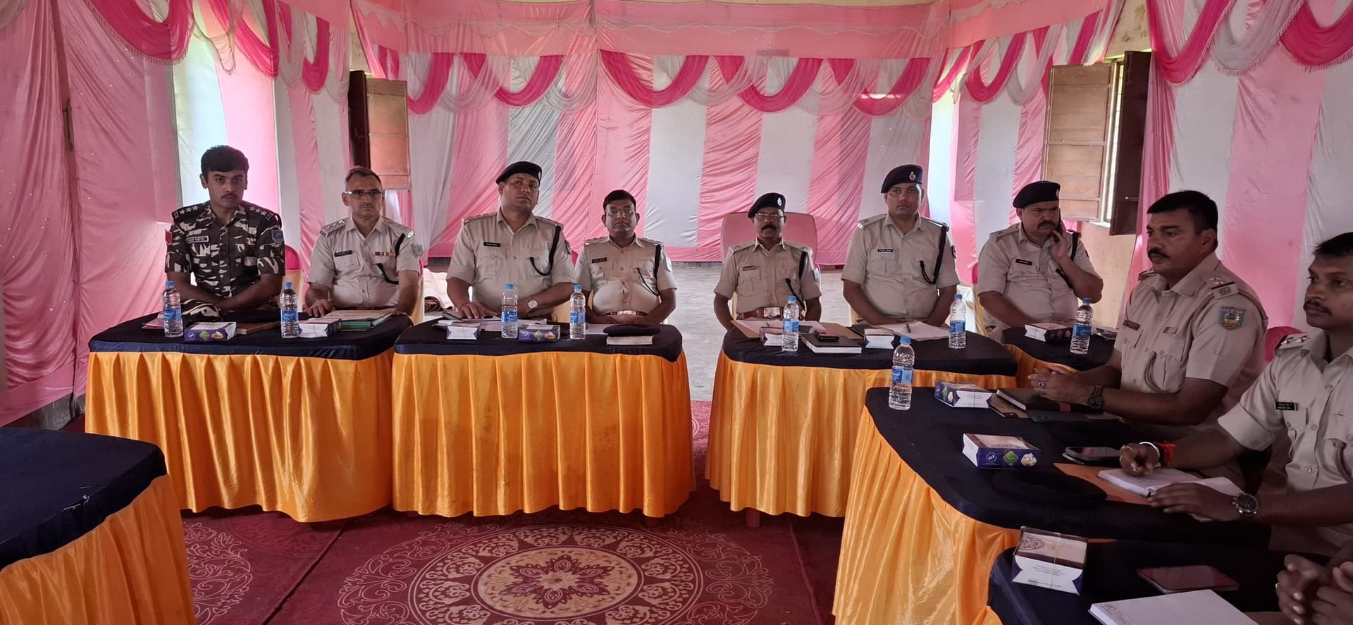 अंतरराज्यीय अनुमंडल स्तरीय पुलिस पदाधिकारियों की बैठक में कई निर्णय
