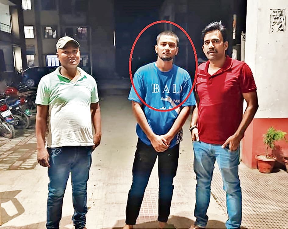 सीवान के युवक की हत्या के मामले में तीसरा आरोपित विशंभरापुर से गिरफ्तार