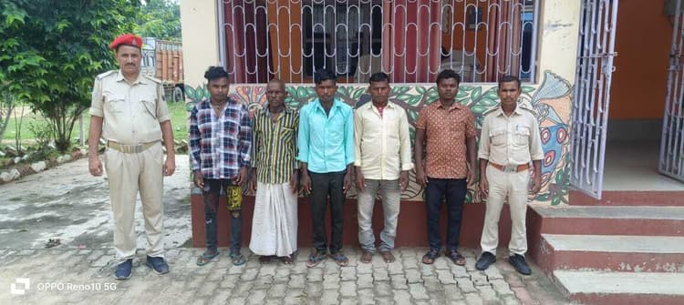 जमीनी नापी करने गये सरकारी अमीन पर ग्रामीणों ने किया हमला, तीन दर्जन से अधिक लोगों पर कराया गया प्राथमिकी दर्ज, पांच गिरफ्तार