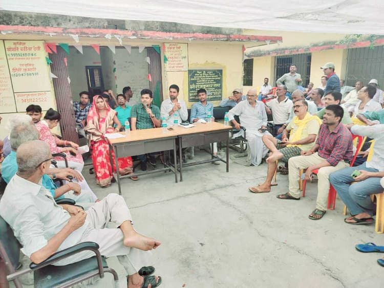 Samastipur News: विशेष सर्वेक्षण के दौरान प्रपत्र दो एवं प्रपत्र 3 ए को बारीकी से भरें