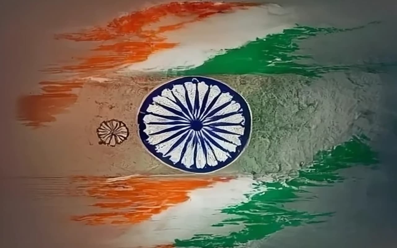 Independence Day 2024: स्वतंत्रता दिवस के मौके पर अपने करीबियों को यहां से भेजें खास तस्वीरें और संदेश