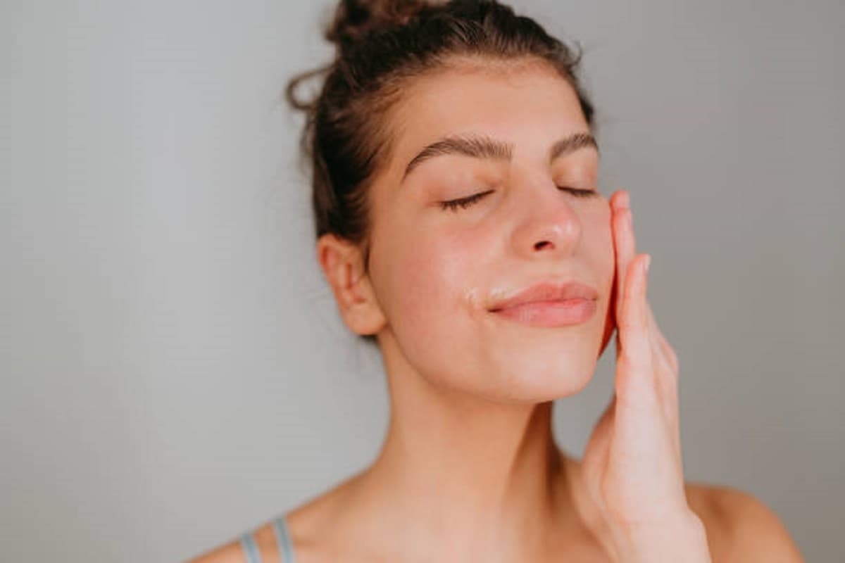 Skin pigmentation: पिगमेंटेशन को कम करने के प्राकृतिक उपाय
