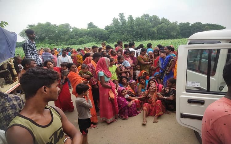 Bihar News: लखीसराय में 6 गोली मारकर किसान की हत्या, मकई के खेत में फेंका शव बरामद