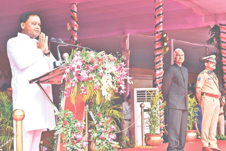 झारखंड के पड़ोसी राज्य में सीएम का ऐलान- आदिवासी जिलों के विकास के लिए लागू करेंगे पेसा अधिनियम