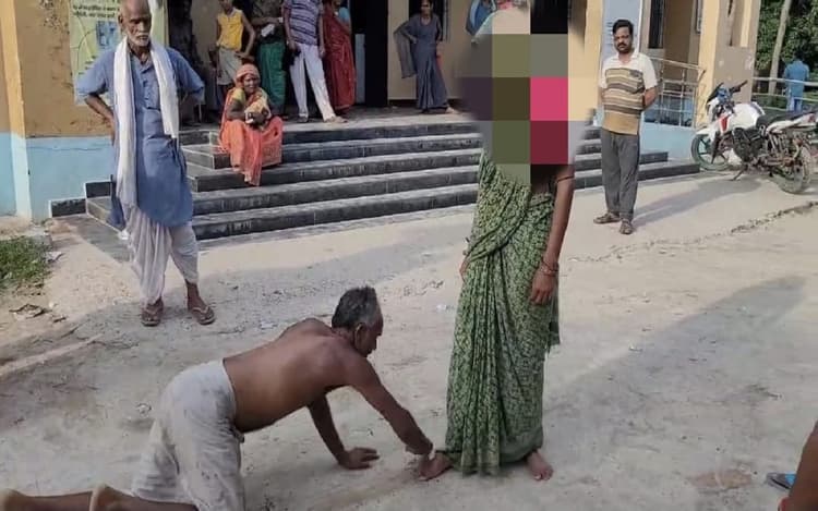 बिहार के अस्पतालों में तांत्रिकों की हो रही एंट्री, भूत भगाने से लेकर सर्पदंश के इलाज के नाम पर कर रहा प्रयोग