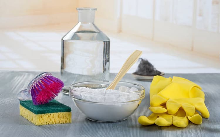Cleaning Tips: विश्वकर्मा पूजा पर मशीनों को आसानी से साफ करने के लिए अपनाएं ये तरीके