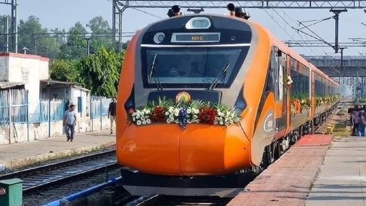 Purnia news : पूर्णियावासियों की चाहत : यहां से भी गुजरे आठ कोचवाली वंदे भारत