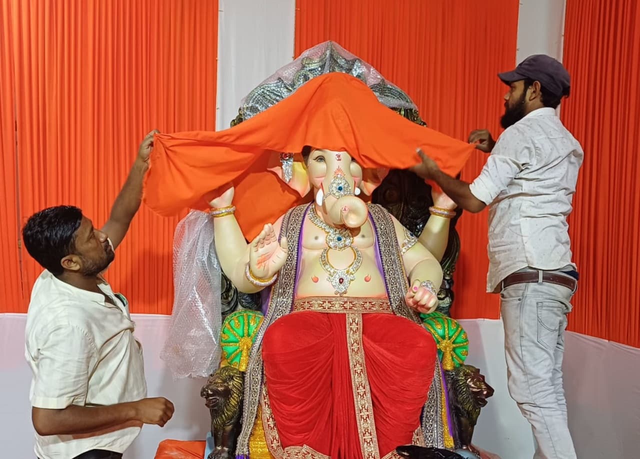 Ganesh Chaturthi: महाराष्ट्र से पांच दिनों का सफर तय कर बिहार पहुंचे गणपति, पटना के पंडाल में होंगे विराजमान