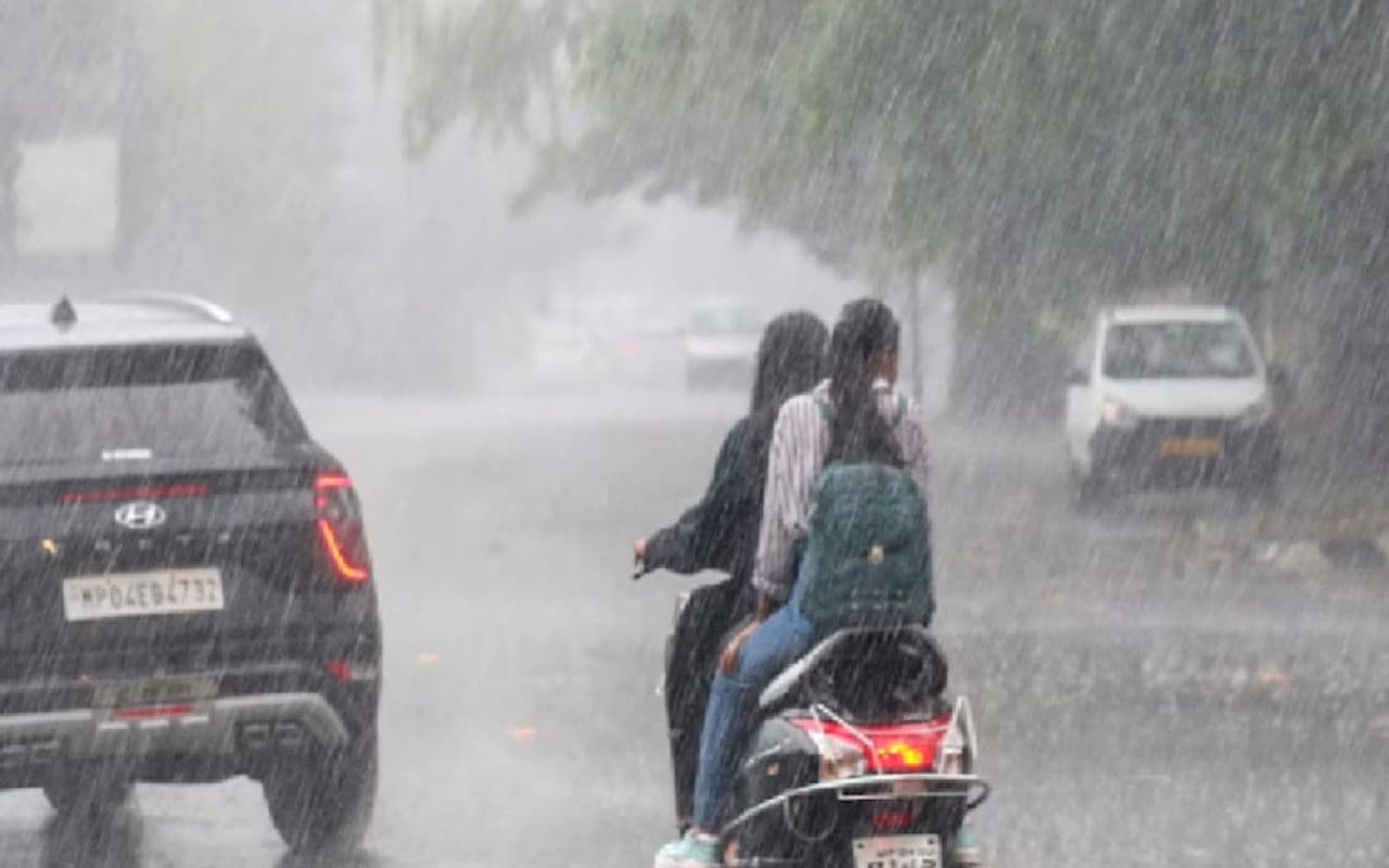 Kal Ka Mausam : आ गया बारिश वाला अलर्ट, नवरात्रि के दूसरे दिन ऐसा रहेगा बिहार का मौसम