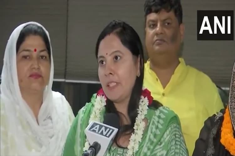 MCD Election Result: स्टैंडिंग कमेटी चुनाव में AAP को झटका, 12 में से 7 पर बीजेपी ने मारी बाजी