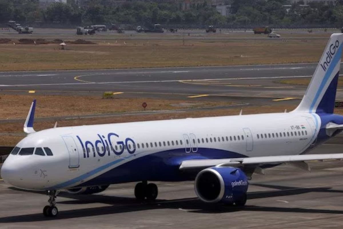 Bomb Threat: इंडिगो फ्लाइट को बम से उड़ाने की धमकी, जबलपुर से हैदराबाद के लिए भरी थी उड़ान