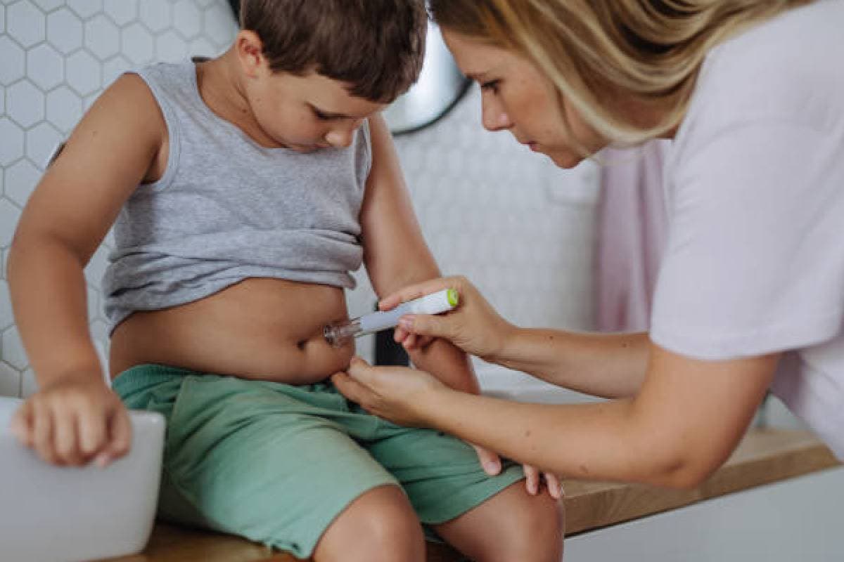 Type 2 Diabetes: बच्चों में डायबिटीज के क्या हैं लक्षण, पैरेंट्स हो जाएं सावधान