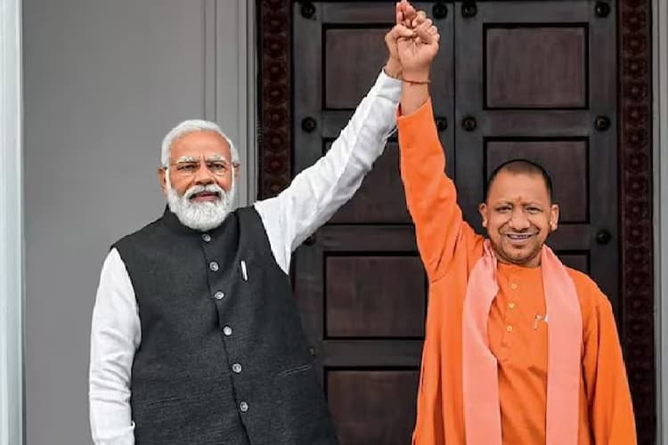 दिवाली से पहले योगी सरकार का गरीबों को तोहफा, यूपी में 15,000 कमाने वालों को भी PM Awas