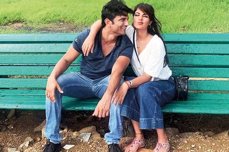 Sushant के निधन के बाद चुड़ैल-नागिन कहे जाने पर रिया चक्रवर्ती का छलका दर्द, बोलीं- माफ नहीं करूंगी