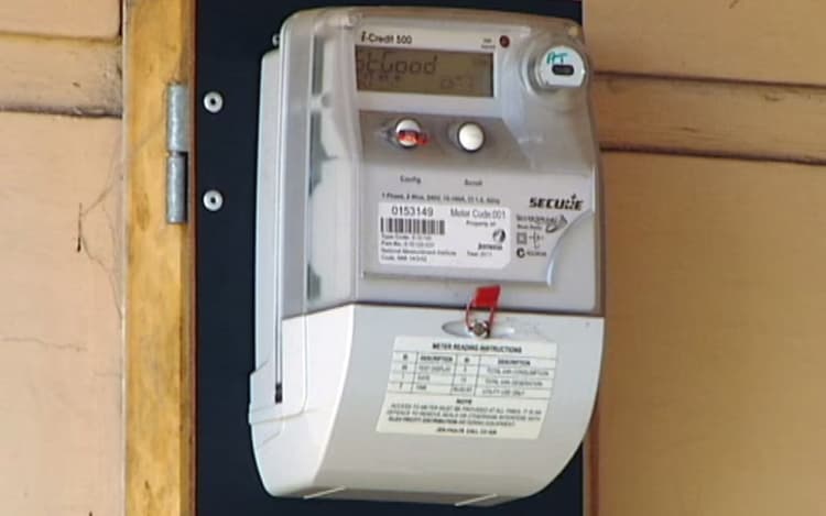 Smart Meter: बिहार में स्मार्ट मीटर के नाम पर बड़ा फ्रॉड, एप इनस्टॉल करा ऐंठे हजारों रुपये