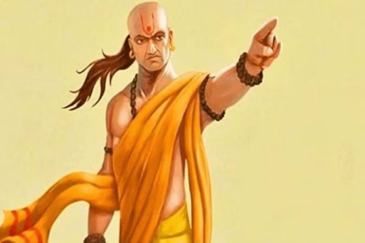 Chanakya Niti: आचार्य चाणक्य के अनुसार व्यक्ति की सच्चाई की पहचान कैसे करें Chanakya Niti: आचार्य चाणक्य के अनुसार व्यक्ति की सच्चाई की पहचान कैसे करें
