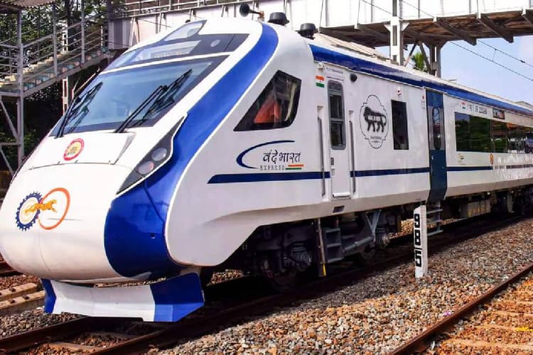 Vande Bharat Express : केवल 5 घंटे में दुर्ग से विशाखापटनम, वंदे भारत एक्सप्रेस कब खुलेगी, कहां ठहरेगी, जानें सबकुछ यहां