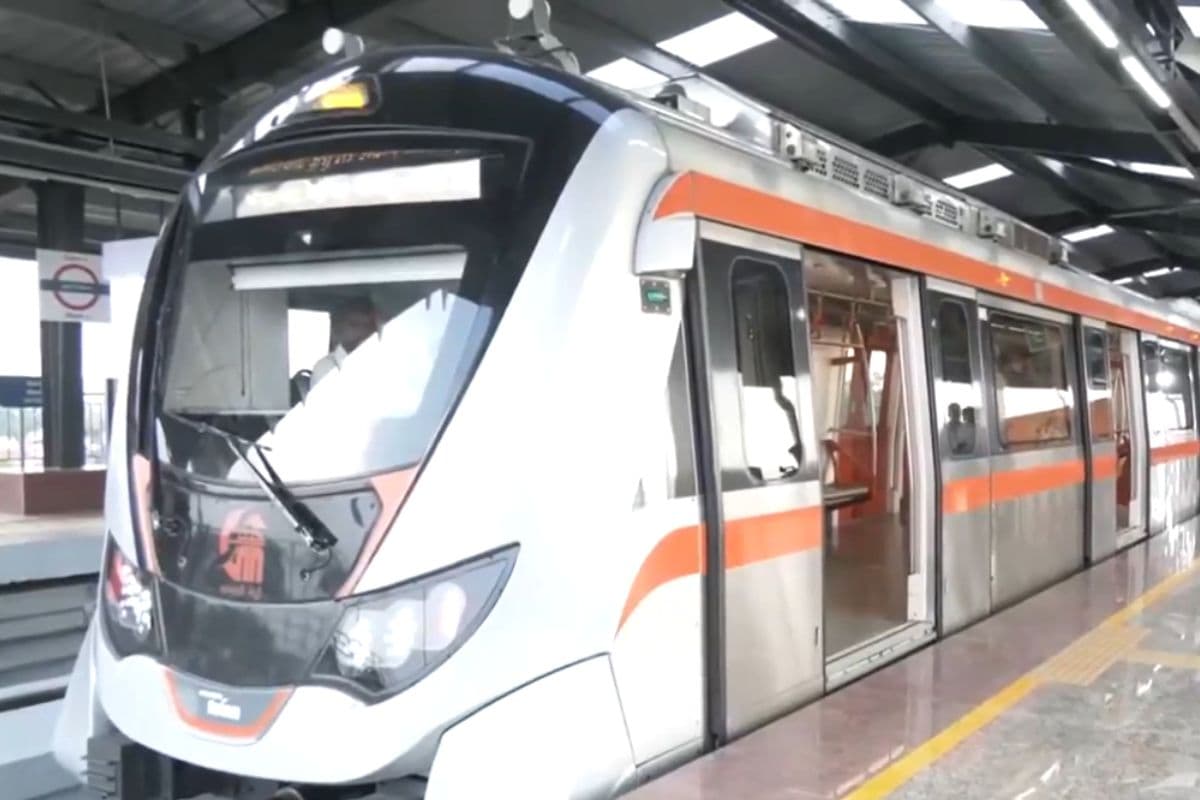 Vande Metro Train: 360 KM की दूरी केवल 5 घंटे 45 मिनट में, सोमवार से दौड़ेगी देश की पहली वंदे मेट्रो ट्रेन