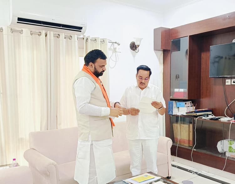 Bihar News: सम्राट चौधरी की केंद्रीय जलशक्ति मंत्री से मुलाकात, बाढ़ से राहत के लिए उठाई ये मांग