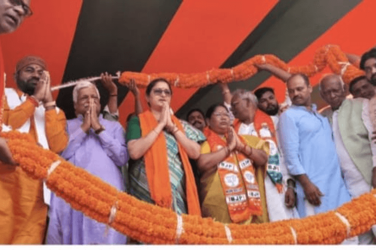 Jharkhand Politics: केंद्रीय मंत्री अन्नपूर्णा देवी ने सीएम हेमंत सोरेन पर साधा निशाना, मंईया सम्मान योजना को बताया धोखा