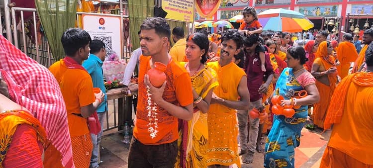 35 हजार कांवरियों ने किया फौजदारीनाथ को जलार्पण