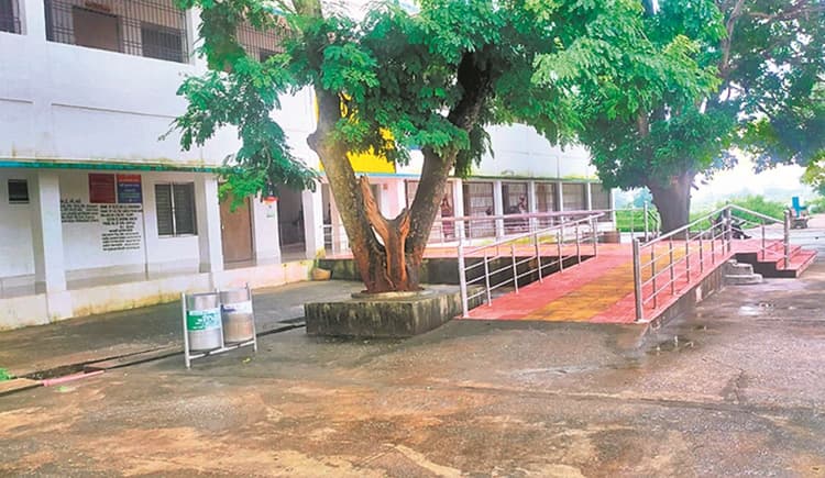 Ranchi News : रांची रेल डिविजन के 10 स्टेशनों पर यात्री सुविधाएं बढ़ीं