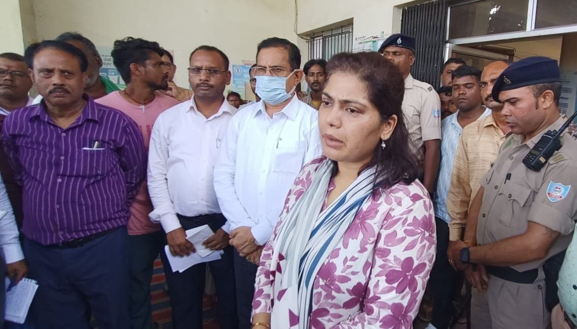 योजनाबद्ध तरीके से करें कार्यों का निष्पादन, ताकि कहीं किसी तरह की कोई परेशानी नहीं हो : डीसी