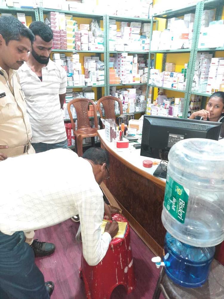 सड़क पर कचरा फेंकने पर लगेगा जुर्माना : अपर नगर आयुक्त