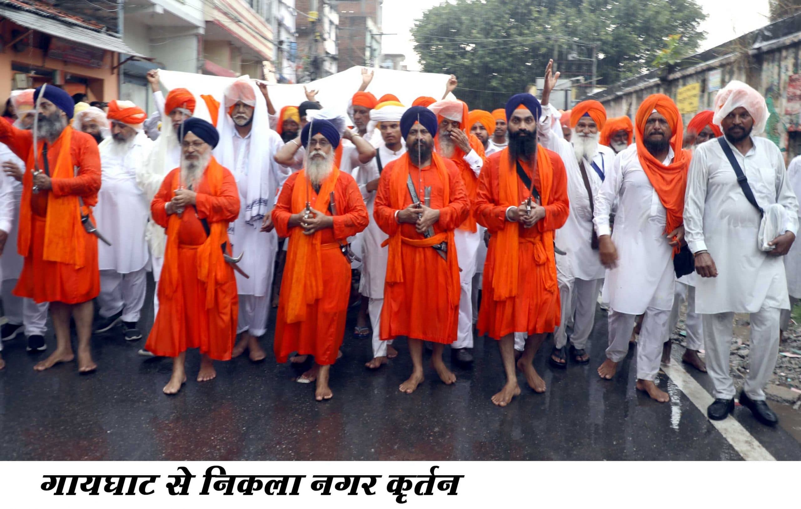 ज्ञान के अनंत स्रोत हैं गुरु ग्रंथ साहिब, मिल रहा दिव्य संदेश