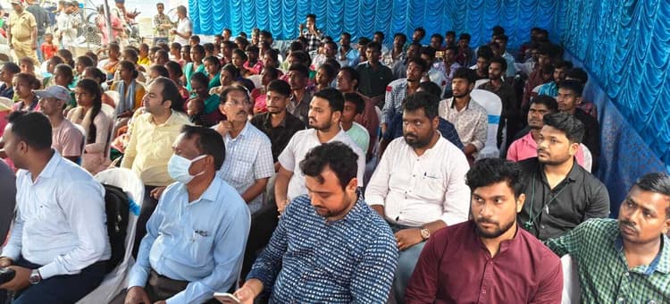 अमड़ापाड़ा बाजार में स्किल डेवलपमेंट सेंटर का शुभारंभ, हर साल 560 लोगों को मिलेगा प्रशिक्षण