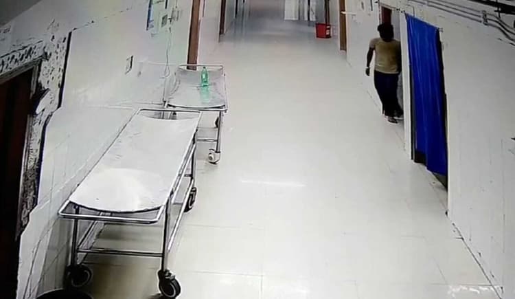 सदर अस्पताल में मोबाइल चोर धराया, किया पुलिस के हवाले