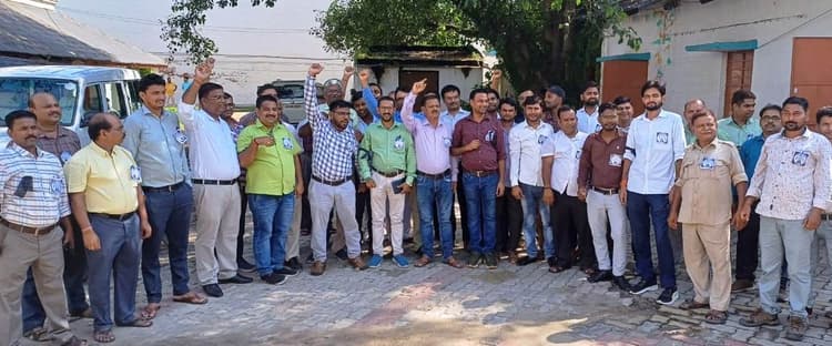 पुरानी पेंशन योजना कर्मचारियों के बुढ़ापे का सहारा : हेमंत