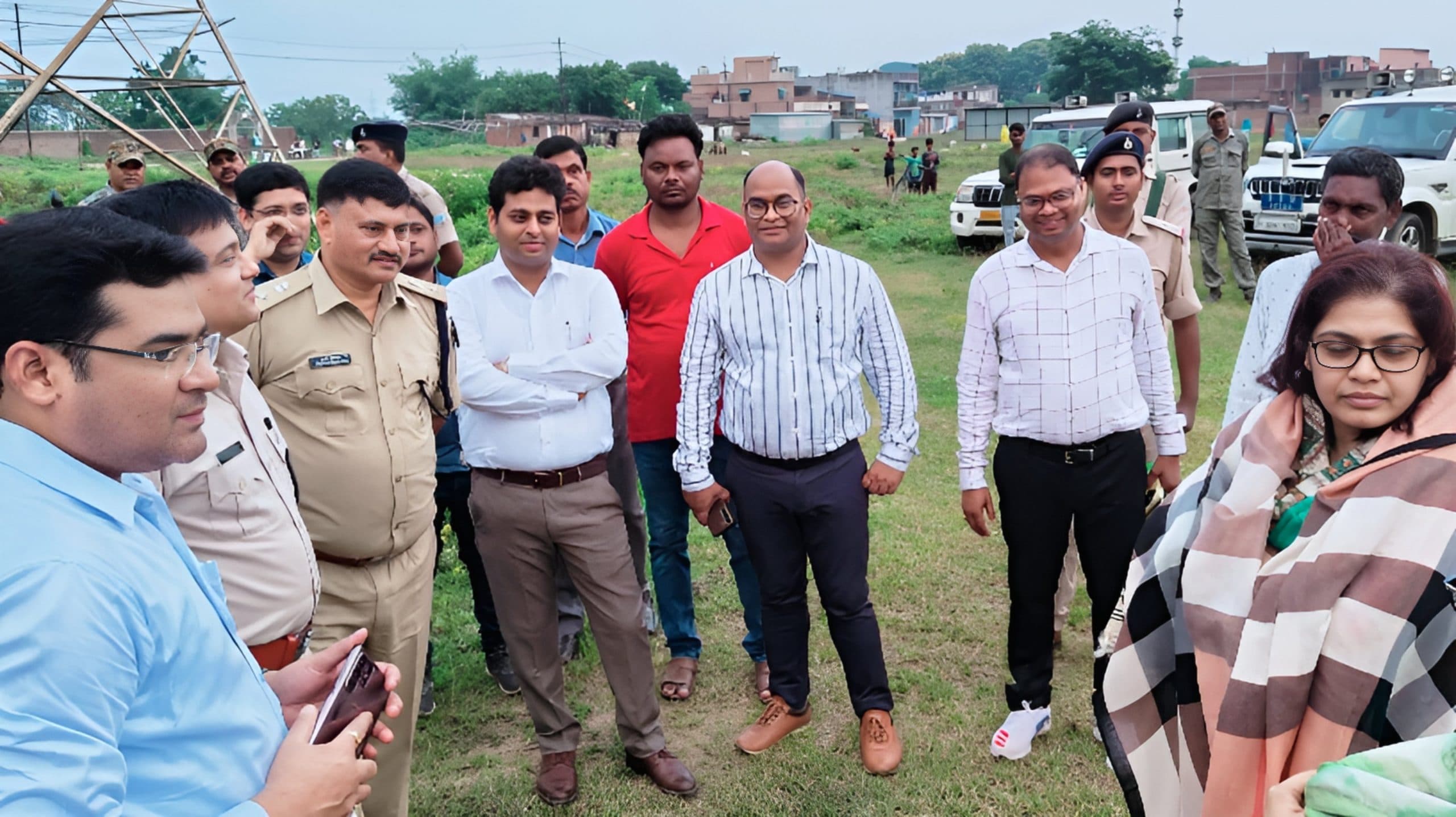 13 को ललपनिया आयेंगे मुख्यमंत्री, तैयारी को लेकर पहुंंचे प्रशासनिक अधिकारी