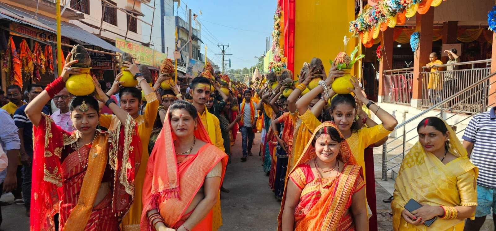 10 दिवसीय गणेश महोत्सव शुरू, निकाली गयी भव्य कलश यात्रा