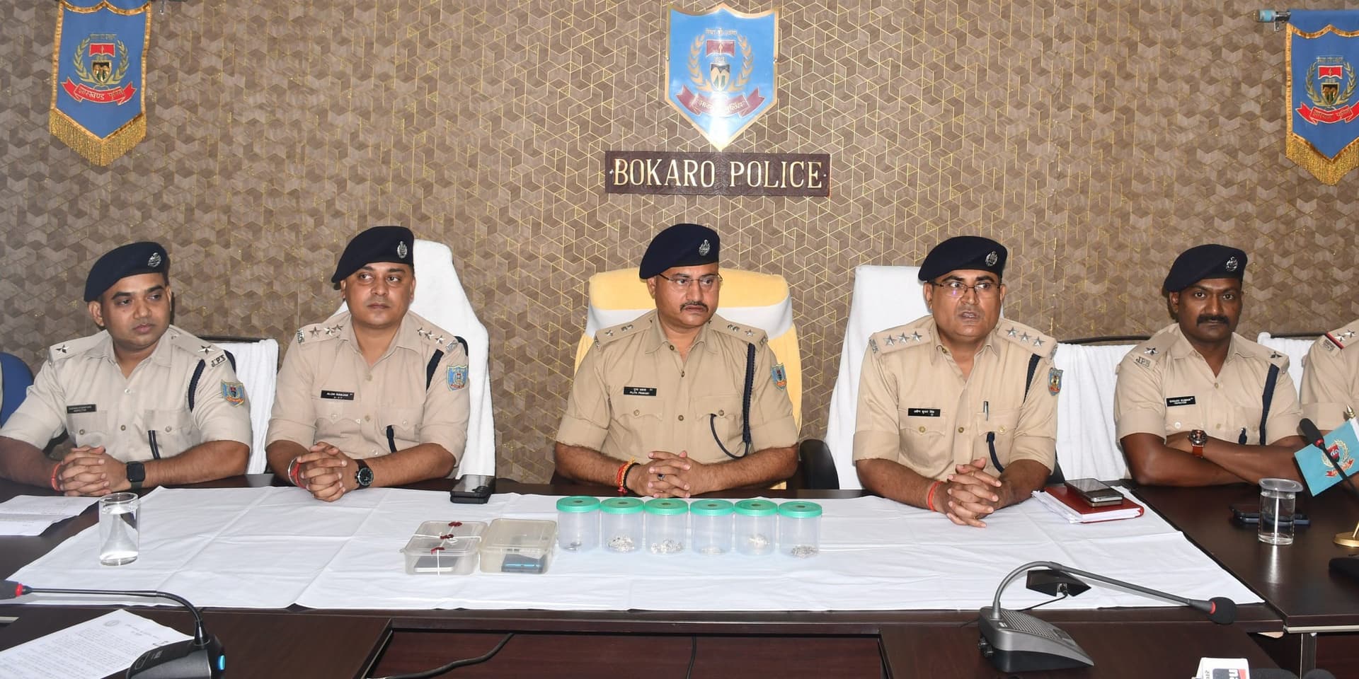 Bokaro news: चोरी के मुख्य सरगना समेत दो गिरफ्तार, सामान बरामद