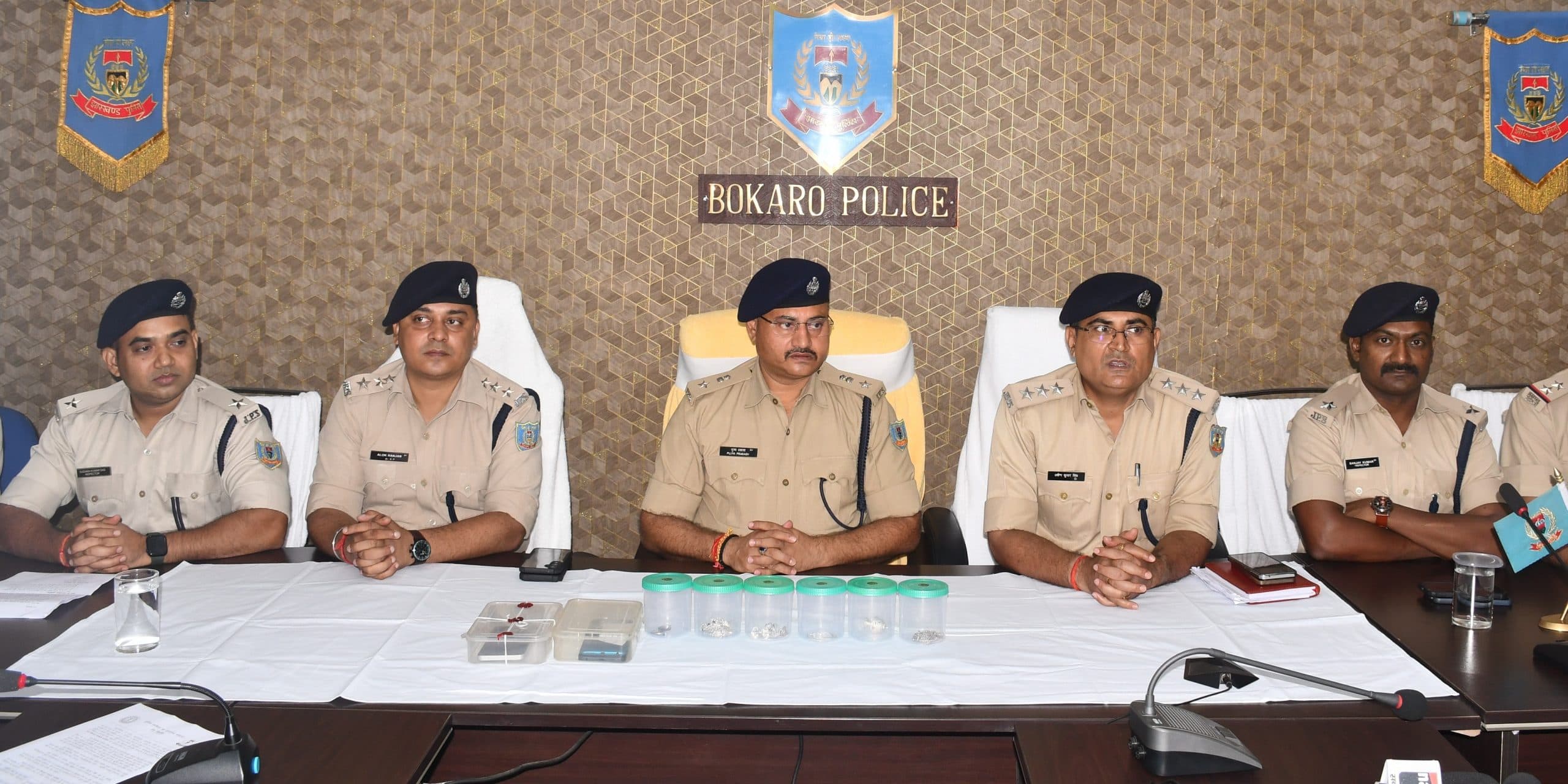 Bokaro news: चोरी के मुख्य सरगना समेत दो गिरफ्तार, सामान बरामद