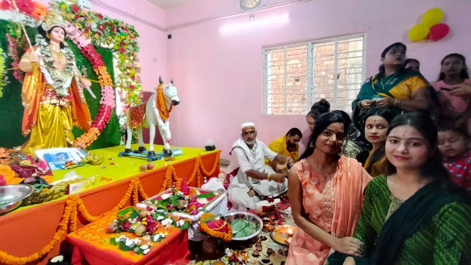ब्याहुत समाज ने की कुलदेवता भगवान बलभद्र की पूजा