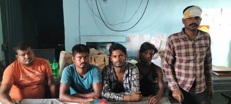 आपसी विवाद में युवक को मारा चाकू, स्थिति गंभीर