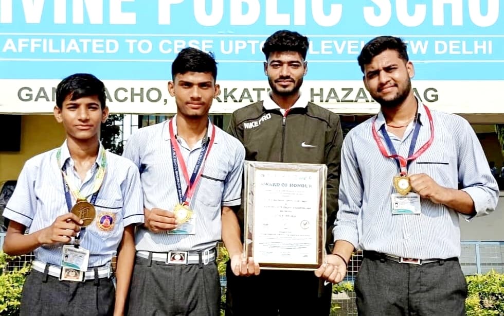 राष्ट्रीय सॉफ्ट क्रिकेट चैंपियनशिप में जीते गोल्ड मेडल