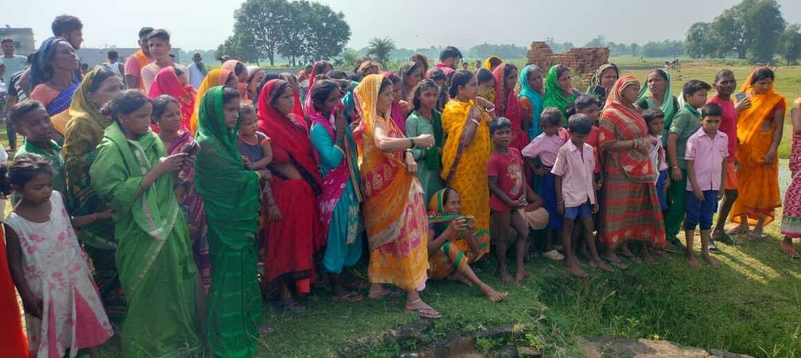 Giridih News: कुएं में तैरता मिला छात्रा का शव, हत्या की आशंका