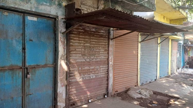 धांधली : निगम के आधे से अधिक स्टॉलों को लीजधारी किराये पर देकर वसूल रहा मोटी रकम