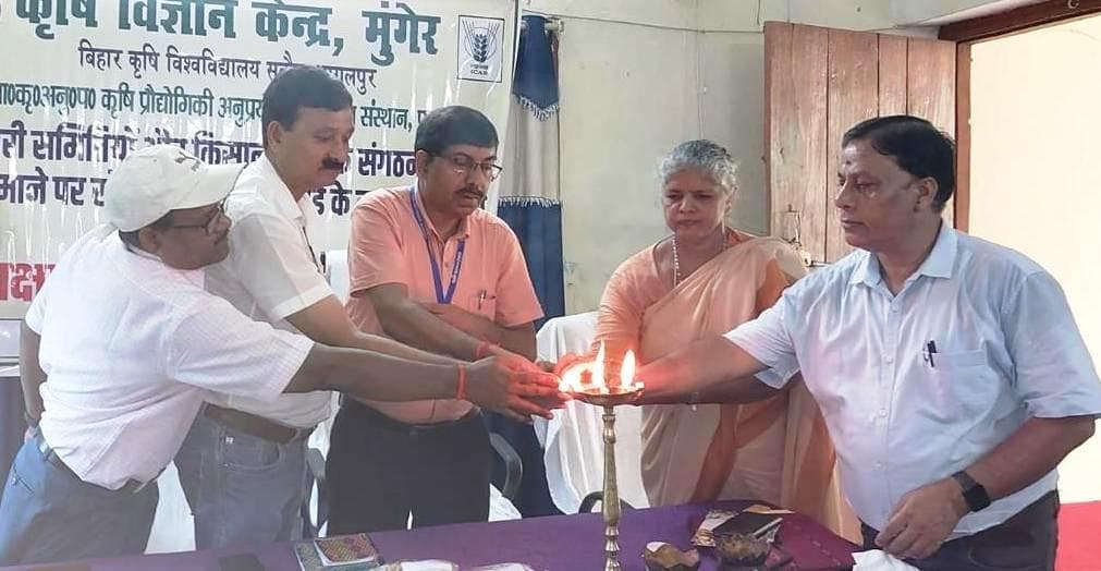 विपणन व लिंकेज विषय पर कार्यशाला में दी गयी जानकारी