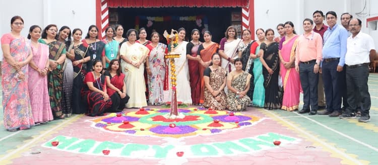 Bokaro news: श्री अयप्पा पब्लिक स्कूल में ओणम व हिंदी दिवस की रही धूम