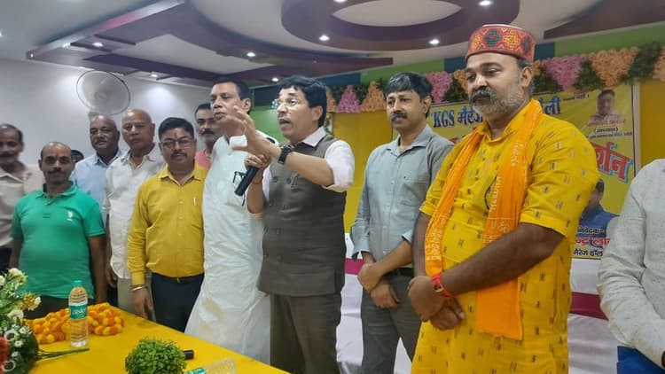 बरनवाल जाति को ओबीसी में शामिल करने को लेकर एकजुट हुए लोग