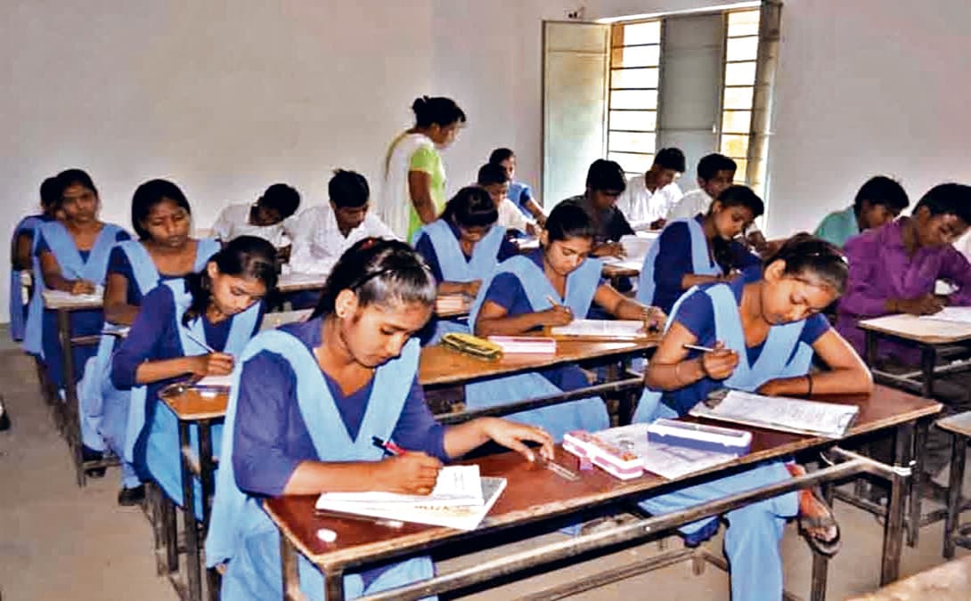 13 कार्यों के लिए सरकारी स्कूलों को भेजे गये 50-50 हजार रुपये