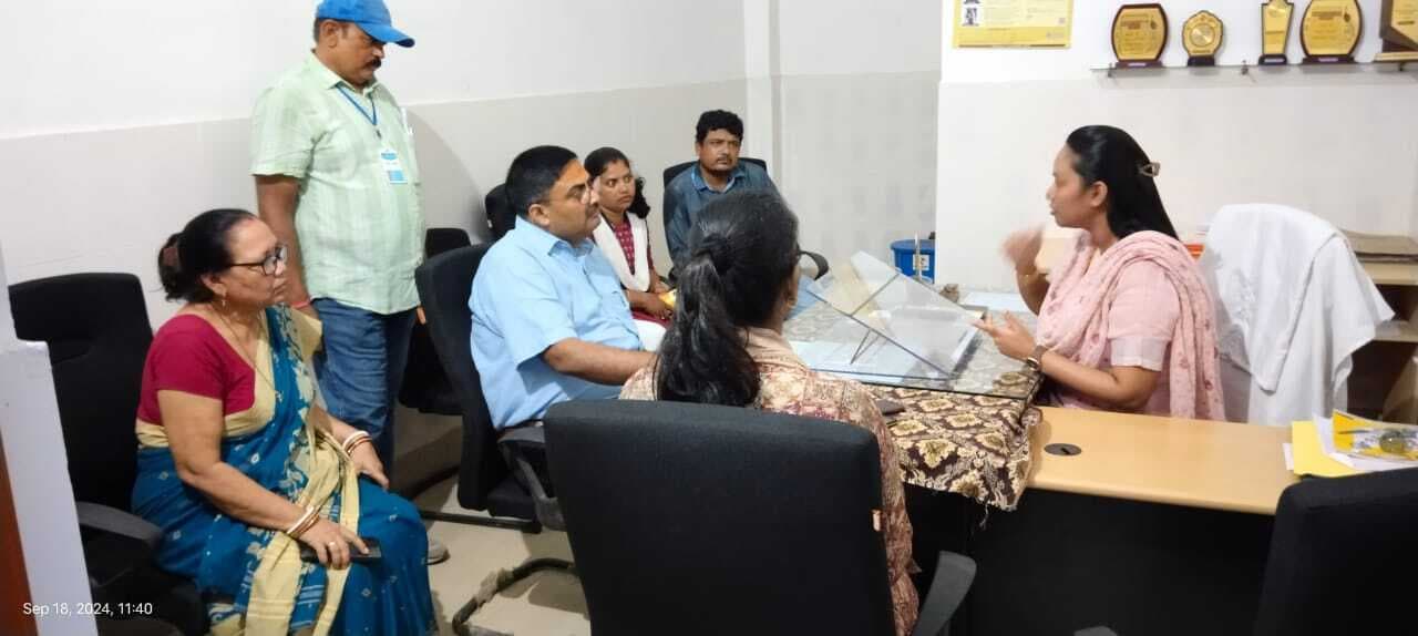 बीडीओ ने बहादुरगंज पीएचसी का किया गहन निरीक्षण