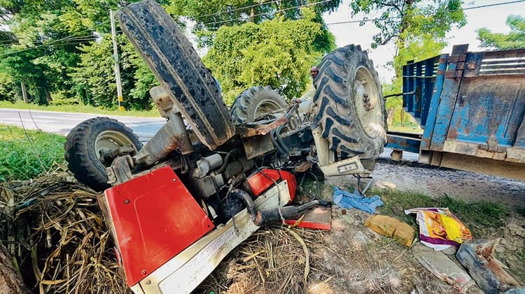 Gopalganj News : फुलवरिया में अनियंत्रित ट्रक ने ट्रैक्टर ट्रॉली में मारी टक्कर, पांच लोग घायल