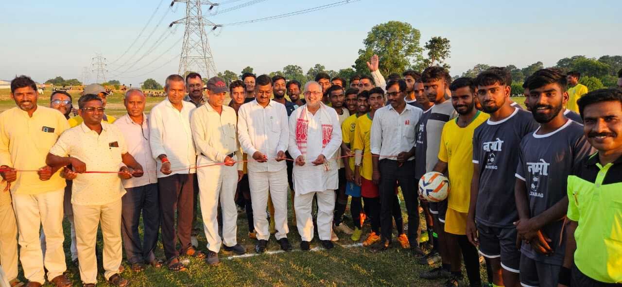 हजारीधमना में 11 दिवसीय फुटबॉल टूर्नामेंट शुरू